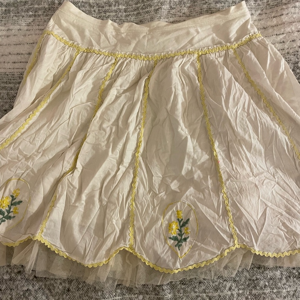 Floral Embroidered Cream Skirt